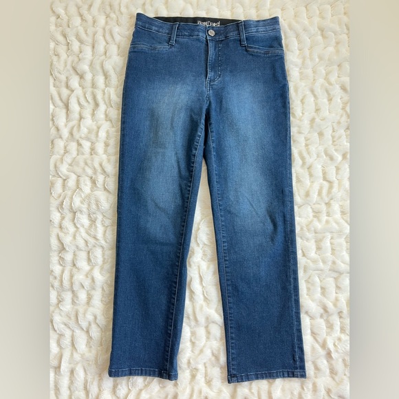 Wynne Denim Performance Stretch Straight Leg Jean Size 10P - Picture 4 of 14